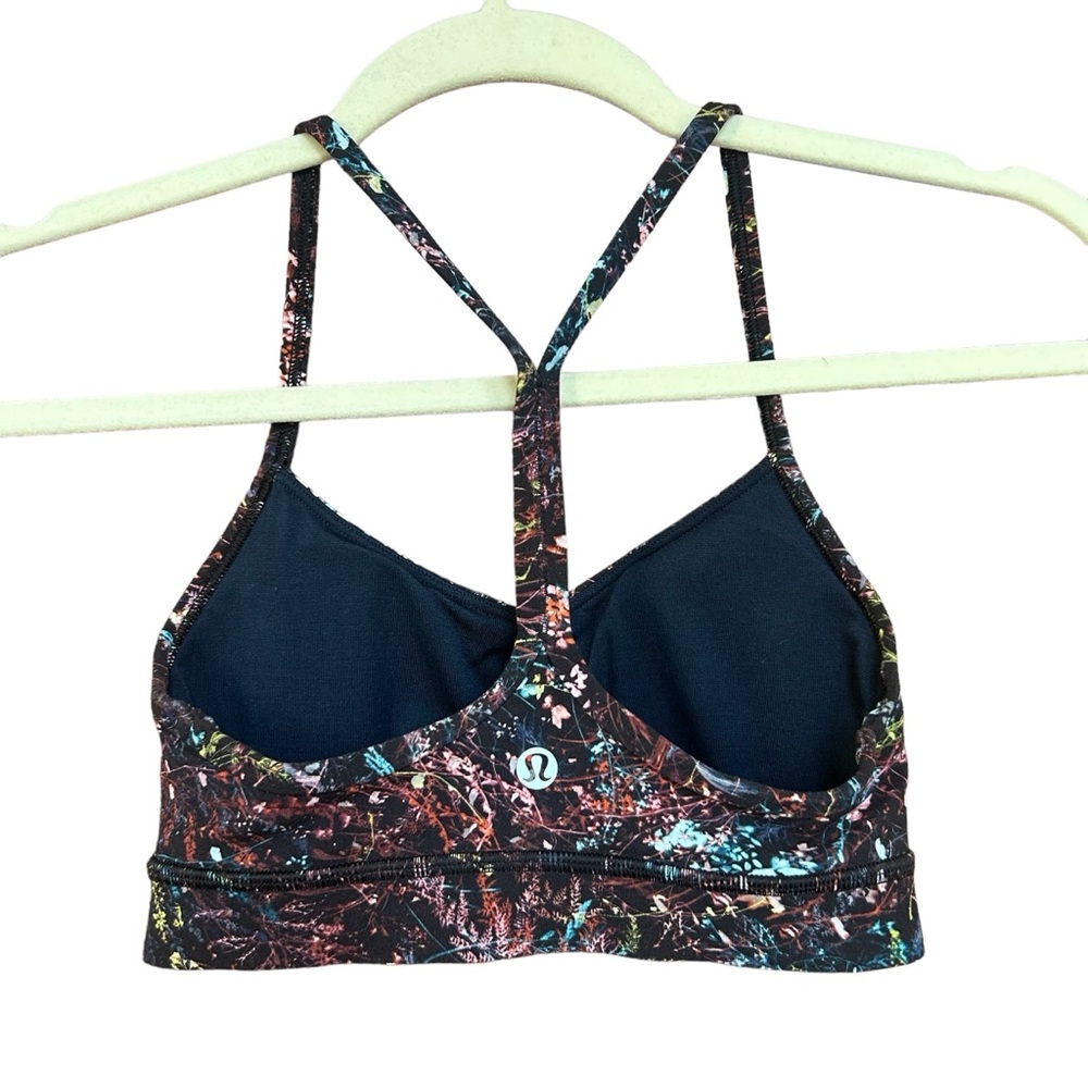 Lululemon Flow Y Bra B/C Cup Sz 2 NWOT in Foliage Overlay Multi Cottagecore RARE - Picture 10 of 16